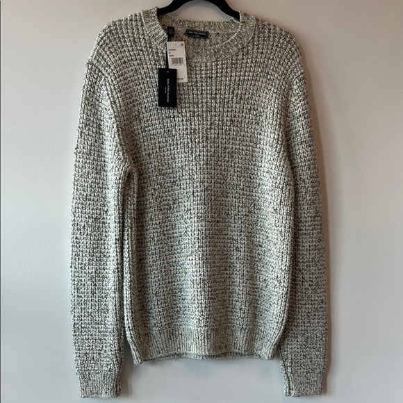 Saks Fifth Avenue Cream/Green Crewneck Sweater - Picture 1 of 7